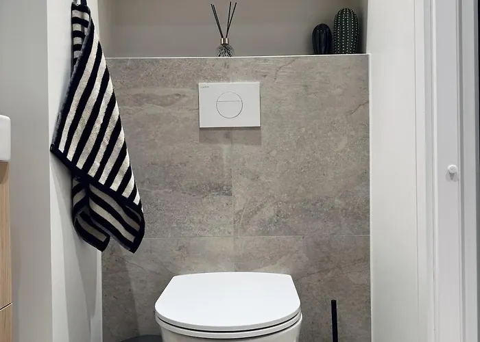 Stylish In Volta Quarter, Close To The Center! アパート